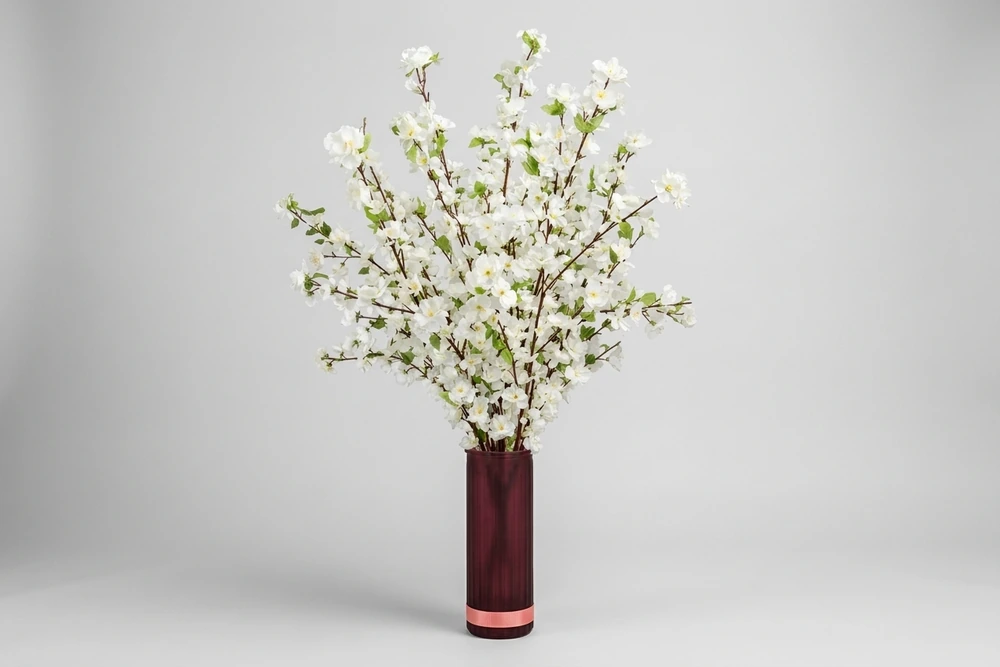 Arranjo Artificial de Flores Brancas Elegantes