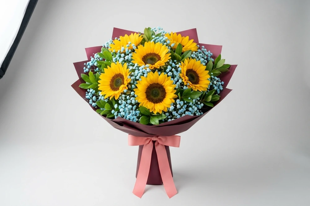 Buquê de Girassóis e Flores Azuis - Equilíbrio de Beleza e Natureza