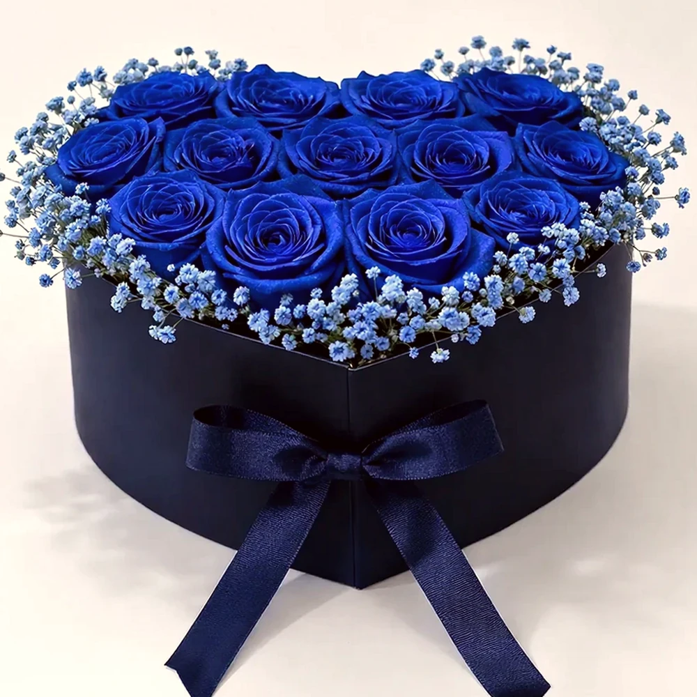 Coração Azul Luxo com Rosas Colombianas e Lindt